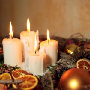 4-Kerzen_weihnachtskranz